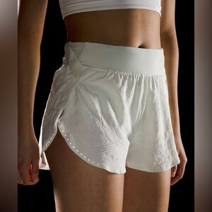 Lululemon Fast and Free High-Rise Short 2" *Airflow